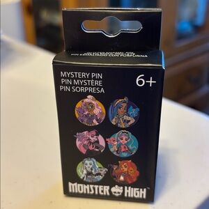 Monster High Mystery Pin Box - Black and White